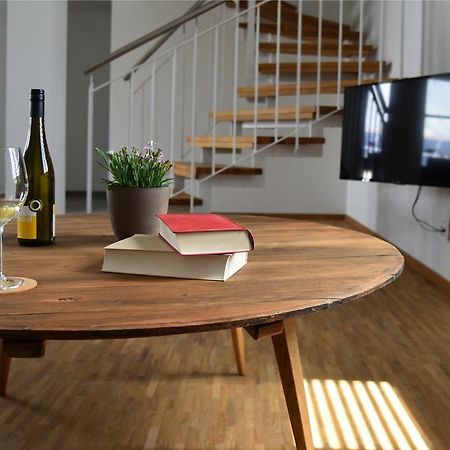 Weingut Nickel Apartment Neustadt an der Weinstrasse Bagian luar foto