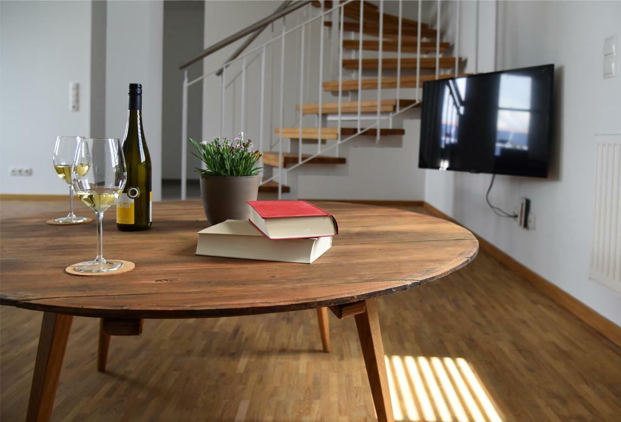 Weingut Nickel Apartment Neustadt an der Weinstrasse Bagian luar foto